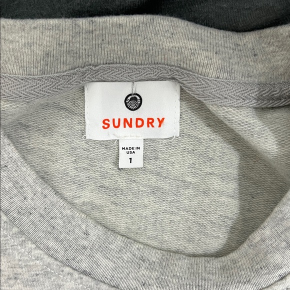 SUNDRY Gradient Tie Dye Oversized Sweatshirt EUC - Picture 4 of 6